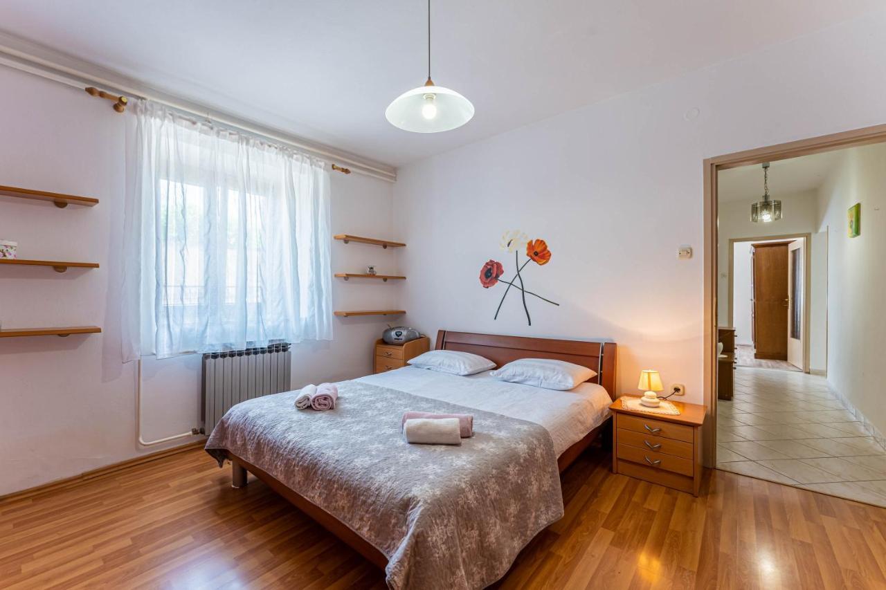 Apartman Ana Leilighet PUY Eksteriør bilde